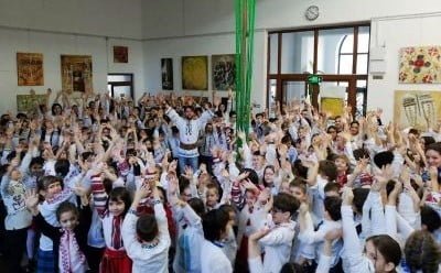 Adunați cu toții în Hora Unirii