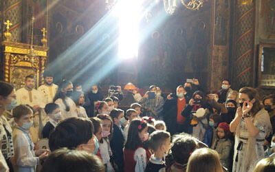 Expoziție de icoane pe sticlă și concert de colinde