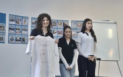 Azi am sărbătorit Ziua lui Fibonacci (23.11), într-un stil interdisciplinar, exact așa cum ne place: cu teatru, pictură, dans și un concurs de calcul mintal.