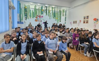 Ce pot face niște copii isteți în ultima zi de școală din penultimul modul?! Aleg să le întâlnească pe autoarele volumului „Genialii” – prof. univ. dr. Anca Nedelcu și fiica sa, Elena, în momentul de față, studentă – și pe elevele din Clasa a X-a – Elisabeta Florescu și Ioana Burlacu, cele care au propus proiectul „Copii cu har”.