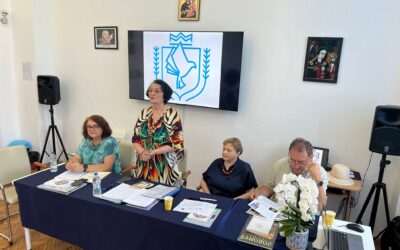Seria examenelor pentru Evaluarea Națională de la clasele a VIII-a s-a încheiat, lăsându-ne să ne bucurăm de o întâlnire excepțională în cadrul Adunării Generale a Federației Române a Asociațiilor și Cluburilor pentru UNESCO (FRACU), pe care am găzduit-o cu emoție la liceul nostru – Liceul Pedagogic Ortodox „Anastasia Popescu”.