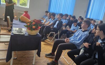 Doamna nutriționist Alina Epure „se știe” nu doar la nutriție, ci mai ales la copii, lucru firesc având în vedere că are patru în dotarea proprie, cel mai mare fiind în ultimul an de liceu.