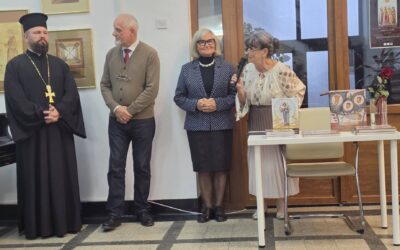 O seară de necuprins în cuvinte, caldă, rotundă, blândă și adâncă, exact ca familia de Sfinți ce ne-a adunat laolaltă.