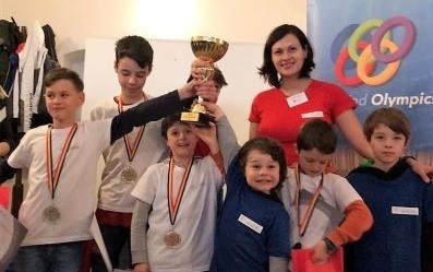 Ana-Maria Lazăr, profesoara care câștigă medalii pentru România cu echipa Mind Lab